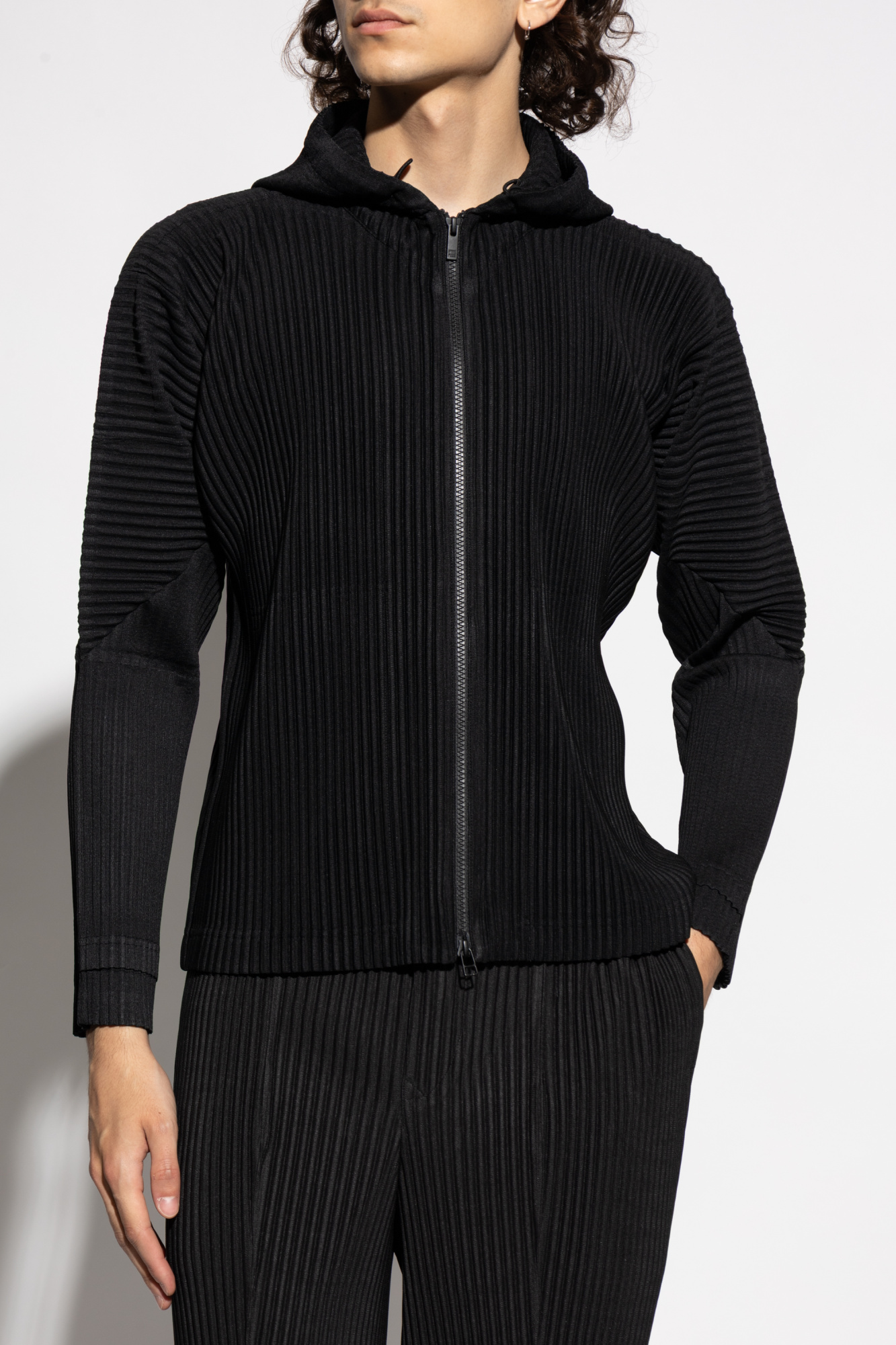 Wanko ISSEY MIYAKE HOMME PLISSÉ Czarny Plisowana bluza Homme Plissé Issey Miyake - Vitkac Polska